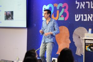 הרצאות בינה מלאכותית - כתיבת תוכן בעברית עם ai