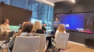 תמונה מתוך סדנאות AI